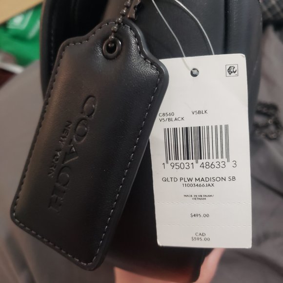 Coach: Pillow Madison Shoulder Bag with Quilting in Black - Picture 9 of 9